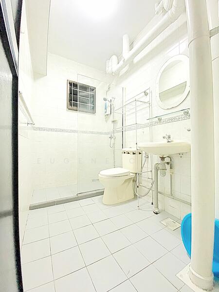 For Rent - 484 Admiralty Link