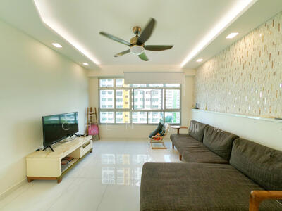 For Rent - 166B Yung Kuang Court