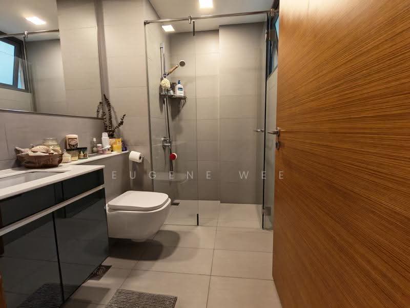 The Beverly, 45 Toh Tuck Road, Clementi Park / Upper Bukit Timah, 3 Bedrooms, 1,539 sqft, Apartment For Rent, by Eugene Wee, 25140604 - Bathroom - PropertyGuru.com.sg