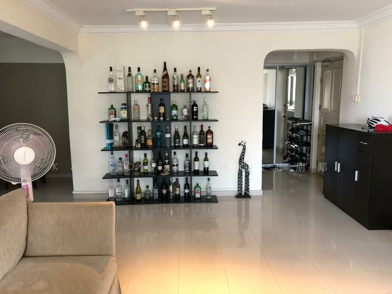 2 Delta Avenue, 2 Delta Avenue, 3 Bedrooms, 1,313 sqft, HDB Flat For Rent, by Kadson Chng 莊朋鄅, 25140650 - PropertyGuru.com.sg