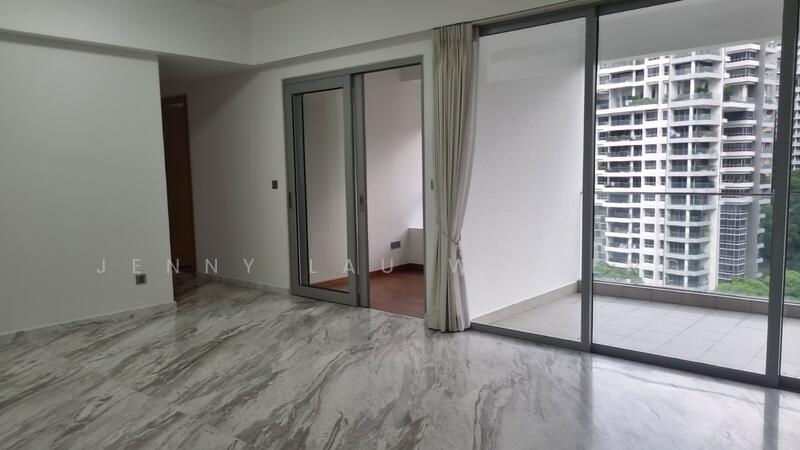 Living/dining room 