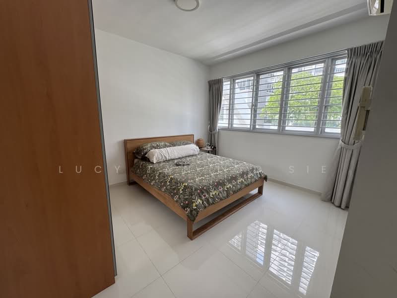 Tiong Bahru, , 2 Bedrooms, 900 sqft, Walk-up Apartment For Rent, by Lucy Tan Loo Sie, 25140878 - PropertyGuru.com.sg