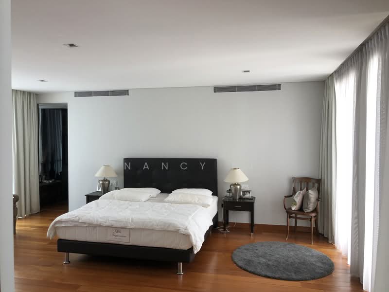 Dunsfold Dr, Dunsfold Dr, 6 Bedrooms, 6,100 sqft, Bungalow House For Rent, by Nancy Ni, 25141035 - PropertyGuru.com.sg