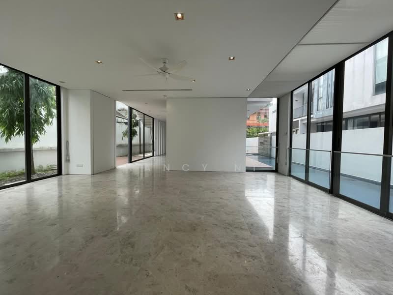 Dunsfold Dr, Dunsfold Dr, 6 Bedrooms, 6,100 sqft, Bungalow House For Rent, by Nancy Ni, 25141035 - PropertyGuru.com.sg