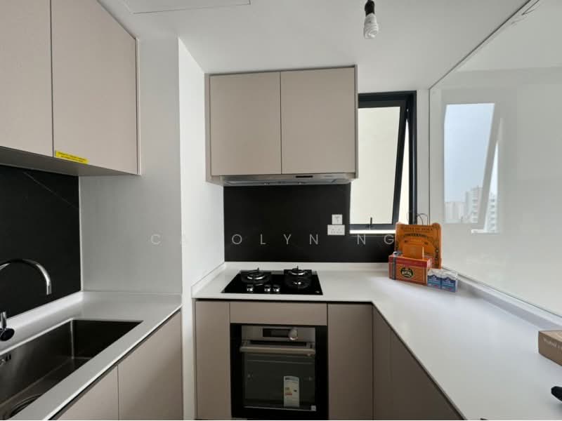 Sengkang Grand Residences, 88 Compassvale Bow, 3 Bedrooms, 936 sqft, Condominium For Rent, by Carolyn Ng, 25141164 - PropertyGuru.com.sg