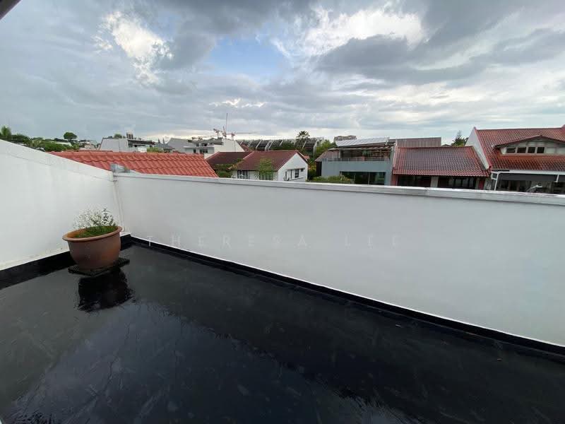 Watten Drive, Tanglin / Holland / Bukit Timah, 4 Bedrooms, 3,500 sqft, Terraced House For Rent, by Theresa Lee, 25141343 - Master Room Roof Terrace - PropertyGuru.com.sg