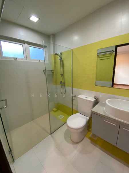 Watten Drive, Tanglin / Holland / Bukit Timah, 4 Bedrooms, 3,500 sqft, Terraced House For Rent, by Theresa Lee, 25141343 - PropertyGuru.com.sg