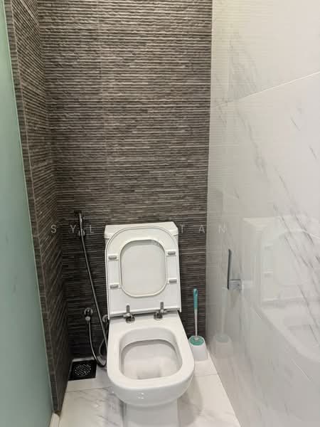 The Hillier, 2 Hillview Rise, 2 Bedrooms, 807 sqft, Condominium For Rent, by Sylvia Tan Z M, 25141578 - PropertyGuru.com.sg