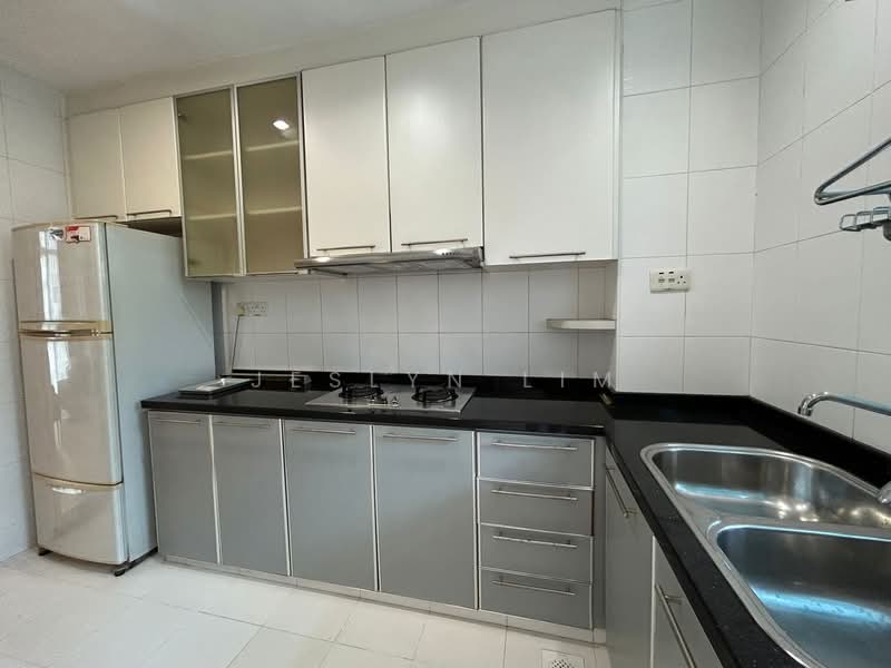 For Rent - The Champagne