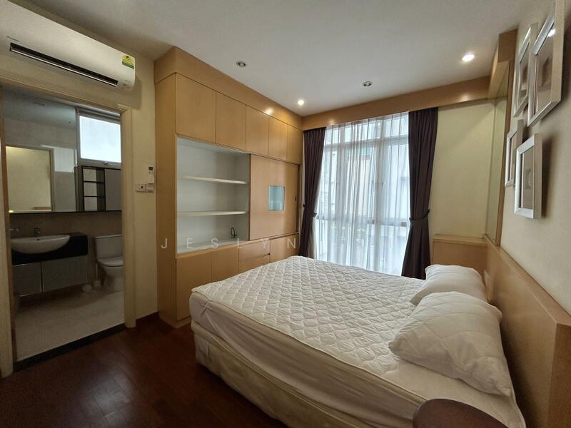 For Rent - The Champagne