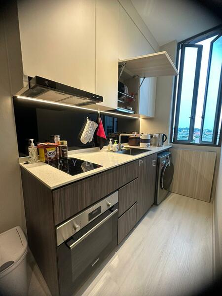 For Sale - La Vida @ 130