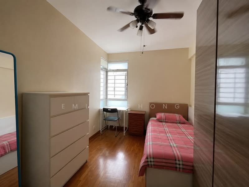 305B Punggol Road, 305B Punggol Road, 3 Bedrooms, 1,033 sqft, HDB Flat For Sale, by Emily Chong, 25142290 - PropertyGuru.com.sg