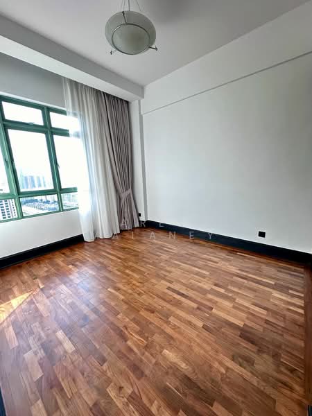 Tiara, 1 Kim Seng Walk, 3 Bedrooms, 1,281 sqft, Apartment For Rent, by Haresh Malaney, 25143013 - PropertyGuru.com.sg