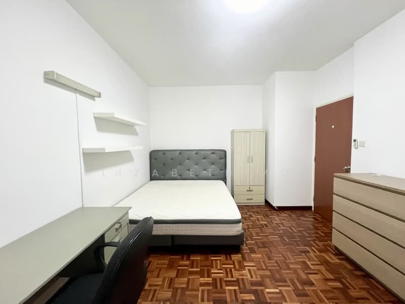 Ridgewood Condominium, 1 Ridgewood Close, Room Rental, 150 sqft, Condominium For Rent, by Elizabeth Mok, 25143077 - C4 - PropertyGuru.com.sg