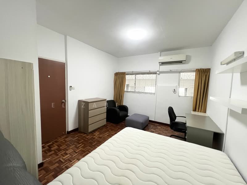 Ridgewood Condominium, 1 Ridgewood Close, Room Rental, 150 sqft, Condominium For Rent, by Elizabeth Mok, 25143077 - C4 - PropertyGuru.com.sg