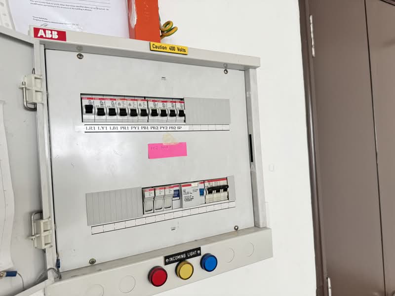 The Bencoolen, 180B Bencoolen Street, Beach Road / Bugis / Rochor, 754 sqft, Office For Rent, by Walter Lau, 25143363 - Electrical Distribution Box - READY - CommercialGuru.com.sg