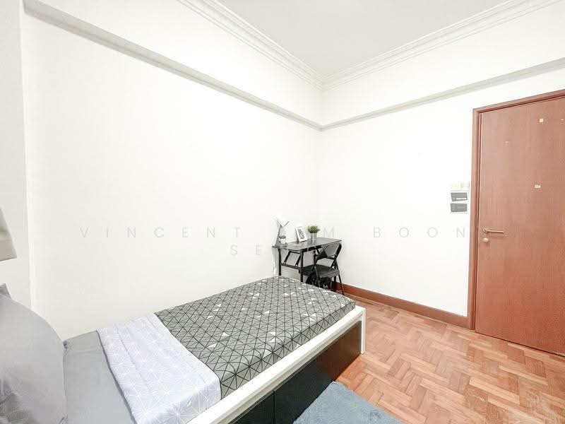 Parc Oasis, 37 Jurong East Avenue 1, Boon Lay / Jurong / Tuas, Room Rental, 120 sqft, Condominium For Rent, by Vincent Lim Boon Seng, 25143417 - PropertyGuru.com.sg