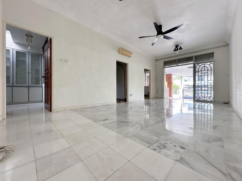★ Serangoon Garden Estate ★ 1sty Terrace ★, Serangoon Garden Estate, Hougang / Punggol / Sengkang, 3 Bedrooms, 1,841 sqft, Terraced House For Rent, by Benson Goh, 25145009 - PropertyGuru.com.sg