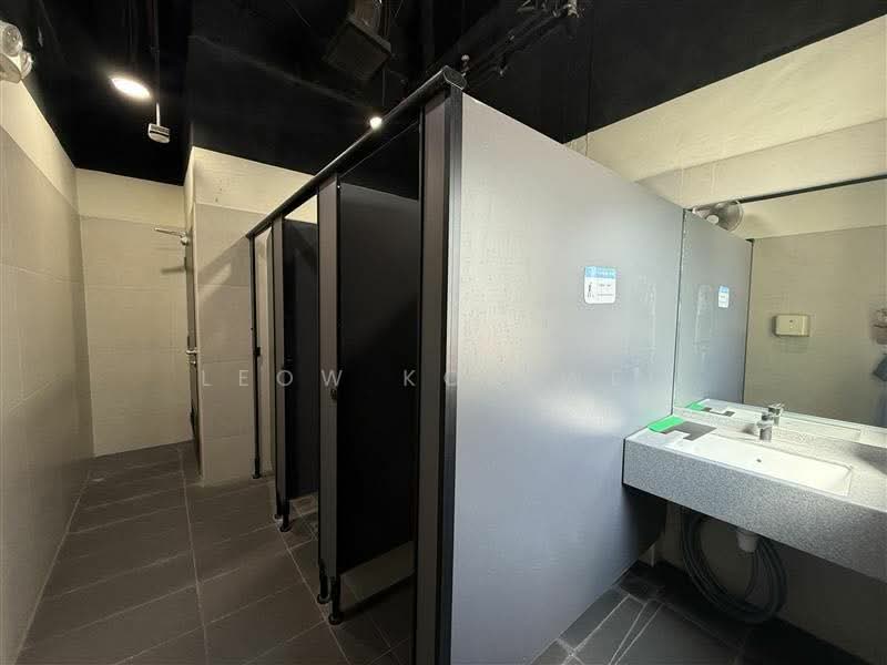 Fitted office / quality control warehouse with vrv air conditioning, Tai Seng, 26,000 sqft, Business / Science Park For Rent, by Leow Kok Wee, 25145807 - CommercialGuru.com.sg