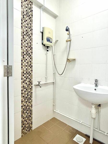 445 Tampines Street 42, 445 Tampines Street 42, 2 Bedrooms, 688 sqft, HDB Flat For Rent, by Raziah Wahab, 25146026 - PropertyGuru.com.sg