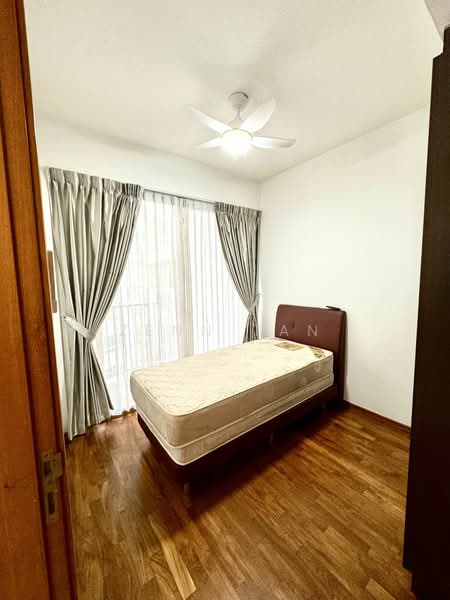 The Parc Condominium, 1 West Coast Walk, 4 Bedrooms, 1,518 sqft, Condominium For Rent, by Zenn Tan, 25146035 - PropertyGuru.com.sg