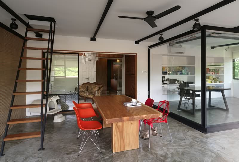 Unique Walk Up Apartment with Character, Yong Siak Street, 2 Bedrooms, 1,300 sqft, Walk-up Apartment For Rent, by Queen Sie, 25146720 - PropertyGuru.com.sg