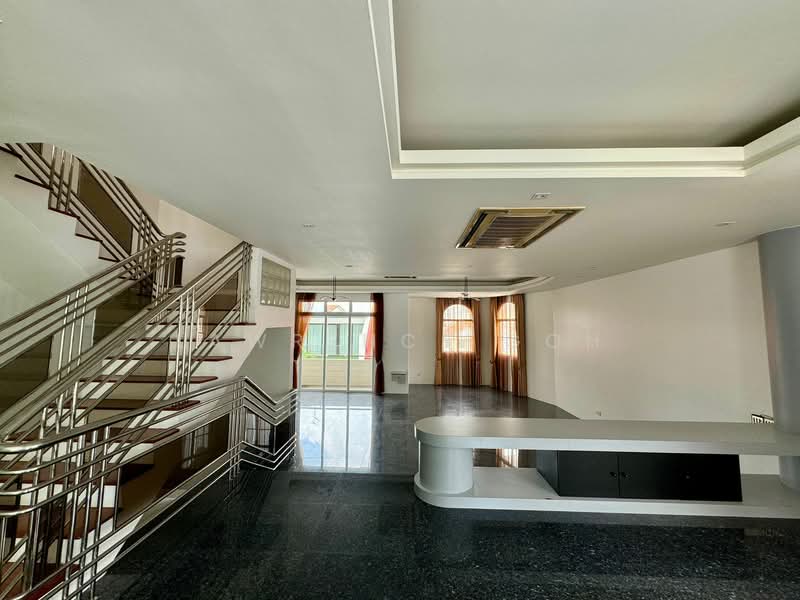 Sennett Avenue Semi-Detached House For Sale at S$ 11,000,000 | PropertyGuru Singapore