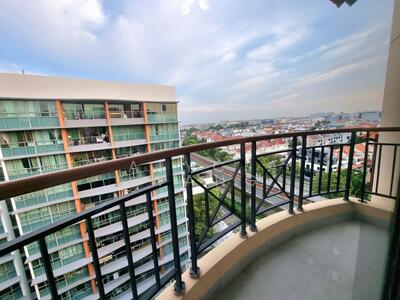For Rent - Tropical Spring