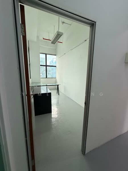 Toh Guan Centre, 21 Toh Guan Road East, 1,100 sqft, Factory / Workshop (B2) For Rent, by Yumei Huang, 25147438 - CommercialGuru.com.sg