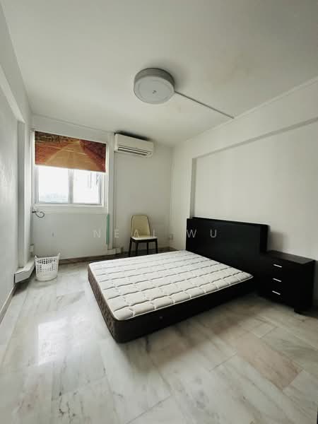 For Rent - 335B Smith Street