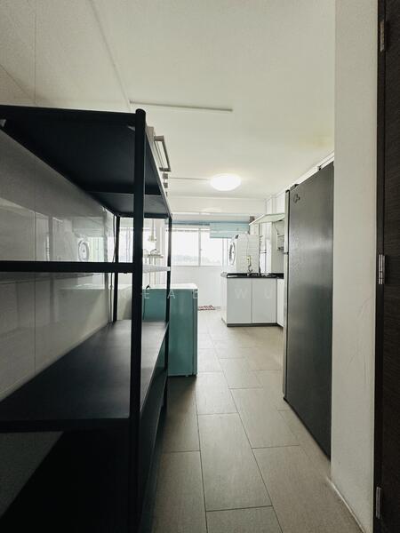 For Rent - 335B Smith Street