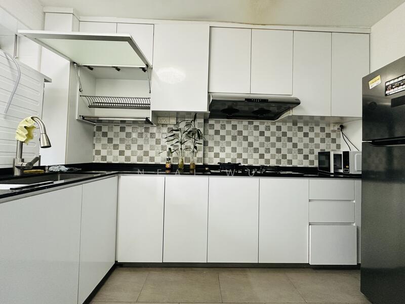 For Rent - 335B Smith Street
