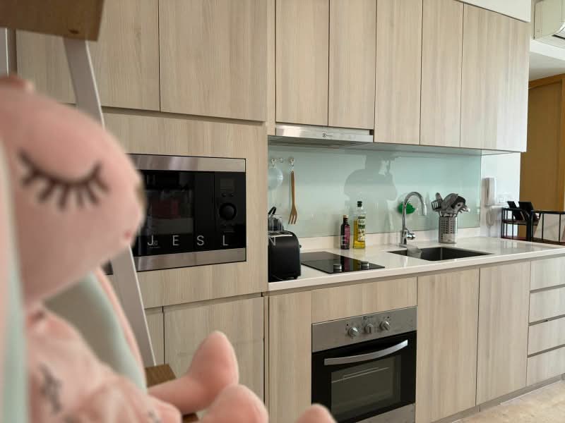 Thomson Three, 43 Bright Hill Drive, 2 Bedrooms, 710 sqft, Condominium For Rent, by Jeslin Pear, 25148191 - PropertyGuru.com.sg