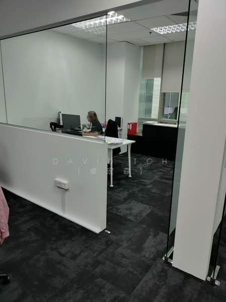 Beautiful Fitted Office, Raffles Place, , 1,299 sqft, Office For Rent, by David Toh (卓宏森), 25148279 - CommercialGuru.com.sg