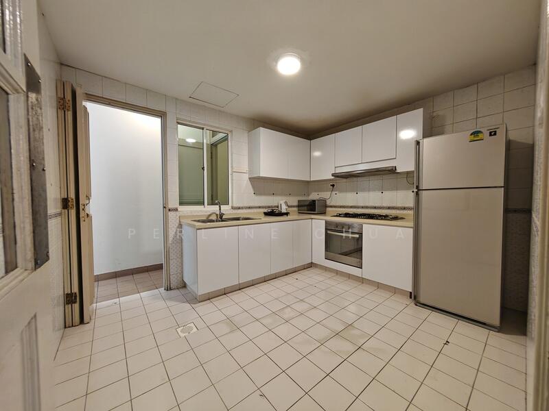 Royal Palm Mansions, 330 Pasir Panjang Road, 3 Bedrooms, 1,238 sqft, Condominium For Rent, by Perline Chua, 25148344 - PropertyGuru.com.sg