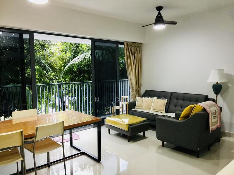 Coco Palms, 21 Pasir Ris Grove, 4 Bedrooms, 1,259 sqft, Condominium For Rent, by John Chong, 25148993 - PropertyGuru.com.sg