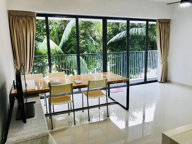 Coco Palms, 21 Pasir Ris Grove, 4 Bedrooms, 1,259 sqft, Condominium For Rent, by John Chong, 25148993 - PropertyGuru.com.sg