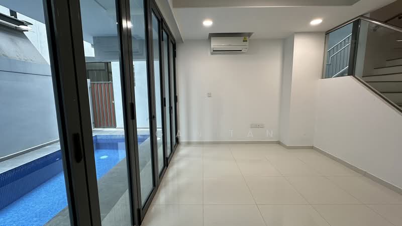 Semi Detached Near Bartley MRT Station, How Sun Drive, Lorong How Sun, How Sun Ave, 4 Bedrooms, 4,714 sqft, Semi-Detached House For Rent, by Megan Tan, 25149496 - PropertyGuru.com.sg
