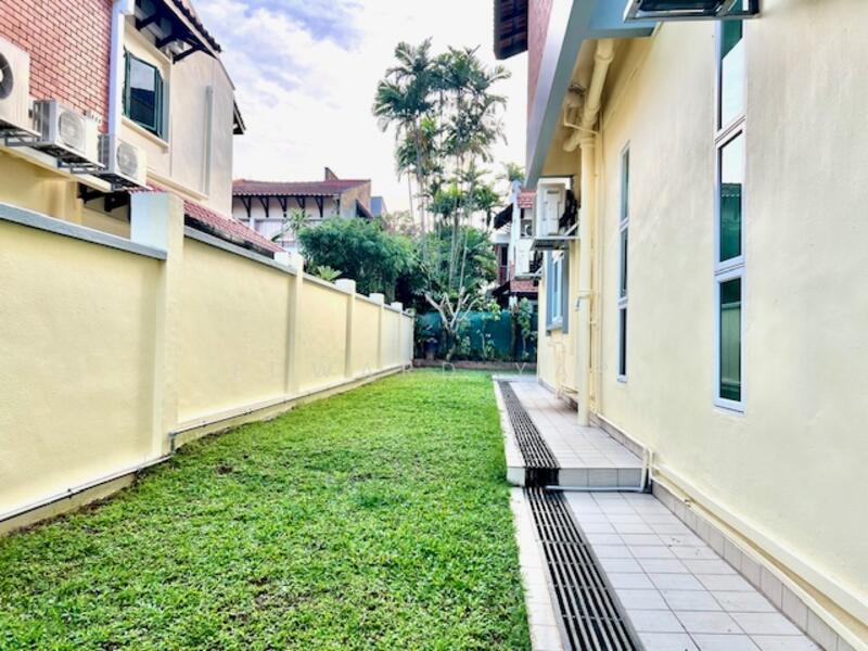 Duchess Ave - Semi-Detached House for Rent!, Duchess Avenue, Tanglin / Holland / Bukit Timah, 4 Bedrooms, 2,500 sqft, Semi-Detached House For Rent, by Edward Yap, 25149523 - PropertyGuru.com.sg