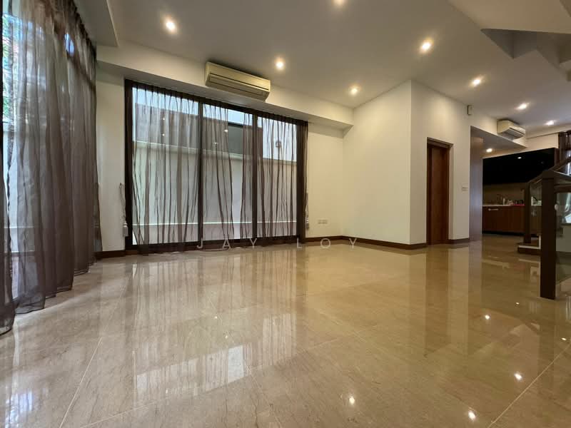 Eleven @ Holland, 11 Holland Link, 5 Bedrooms, 3,735 sqft, Cluster House For Rent, by Jay Loy 黎仕緯, 25149592 - PropertyGuru.com.sg