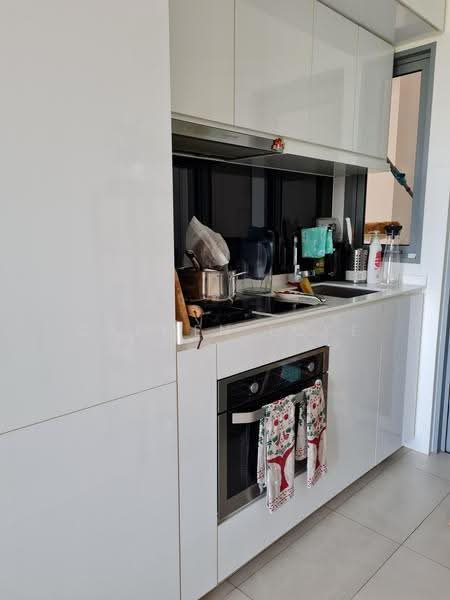 Spottiswoode Suites, 16 Spottiswoode Park Road, 2 Bedrooms, 668 sqft, Condominium For Rent, by Carmen Loke, 25149652 - PropertyGuru.com.sg