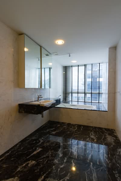 One Shenton, 1 Shenton Way, Boat Quay / Raffles Place / Marina, 4 Bedrooms, 5,457 sqft, Condominium For Rent, by Vivian Tan B L, 25152416 - PropertyGuru.com.sg