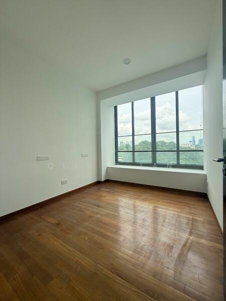 For Sale - One Robin