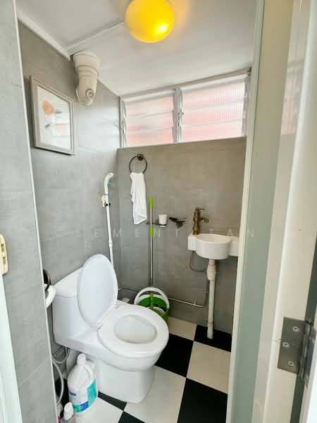 41 Holland Drive, 41 Holland Drive, 2 Bedrooms, 635 sqft, HDB Flat For Rent, by Clement Tan, 25153152 - PropertyGuru.com.sg
