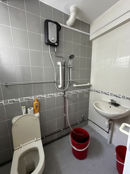 693 Hougang Street 61, 693 Hougang Street 61, 3 Bedrooms, 957 sqft, HDB Flat For Rent, by Gin Peh, 25153743 - PropertyGuru.com.sg