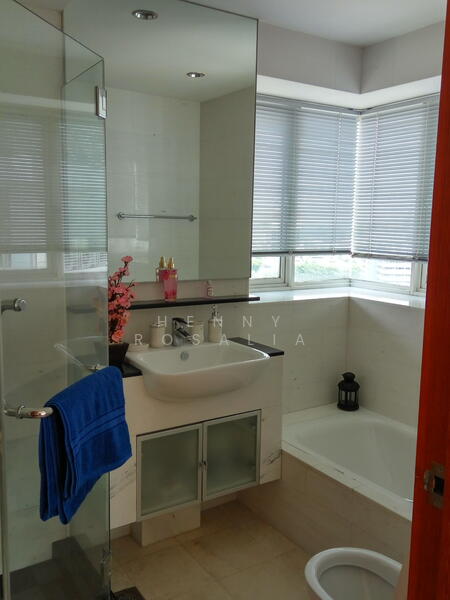 Cote D'Azur, 70 Marine Parade Road, 1 Bedroom, 840 sqft, Condominium For Rent, by Henny Rosalia, 25154057 - PropertyGuru.com.sg