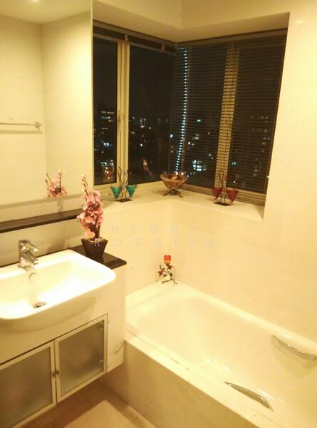 Cote D'Azur, 70 Marine Parade Road, 1 Bedroom, 840 sqft, Condominium For Rent, by Henny Rosalia, 25154057 - PropertyGuru.com.sg