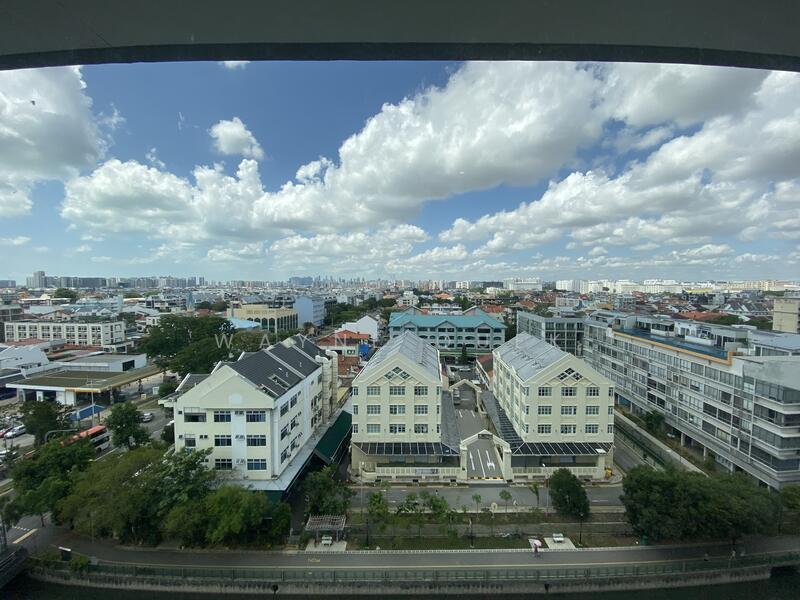 For Rent - The Trumps