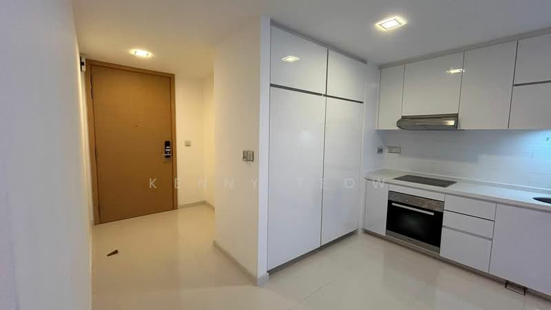One Shenton, 1 Shenton Way, 2 Bedrooms, 1,109 sqft, Condominium For Rent, by Kenny Teow, 25155291 - PropertyGuru.com.sg