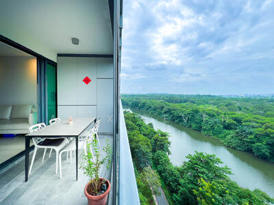 For Sale - Kingsford Waterbay